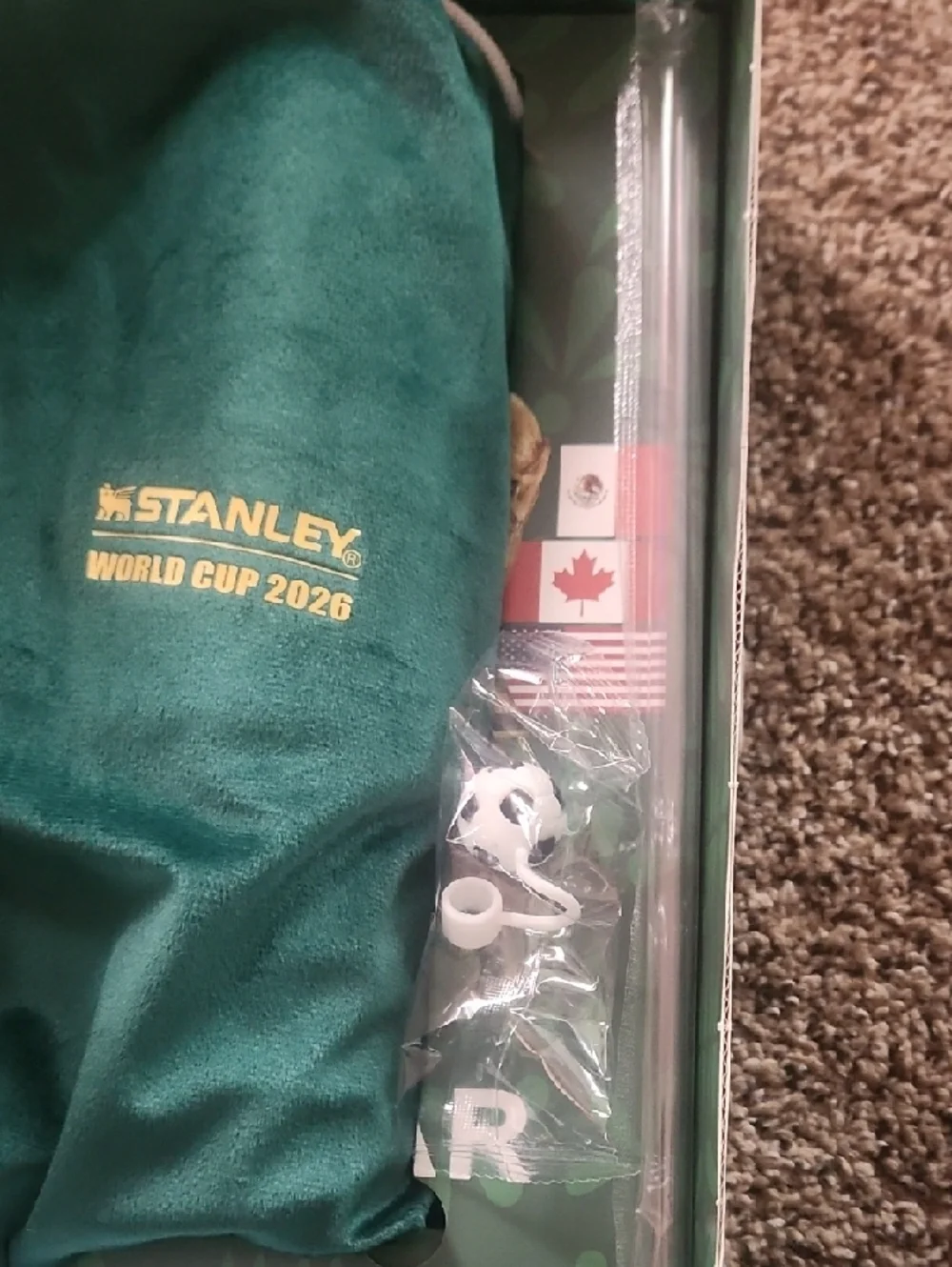Stanley 2026 Jaguar Green Collector Bottle - Picture 8 of 8